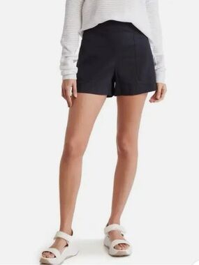 Theory Short linen blend navy blue size 4